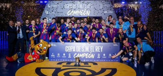 Imágen de la noticia - Los navarros Antonio Bazán y Adrián Sola Basterra, campeones de la Copa del Rey con el Barca Balonmano. ¡Enhorabuena! Zorionak!